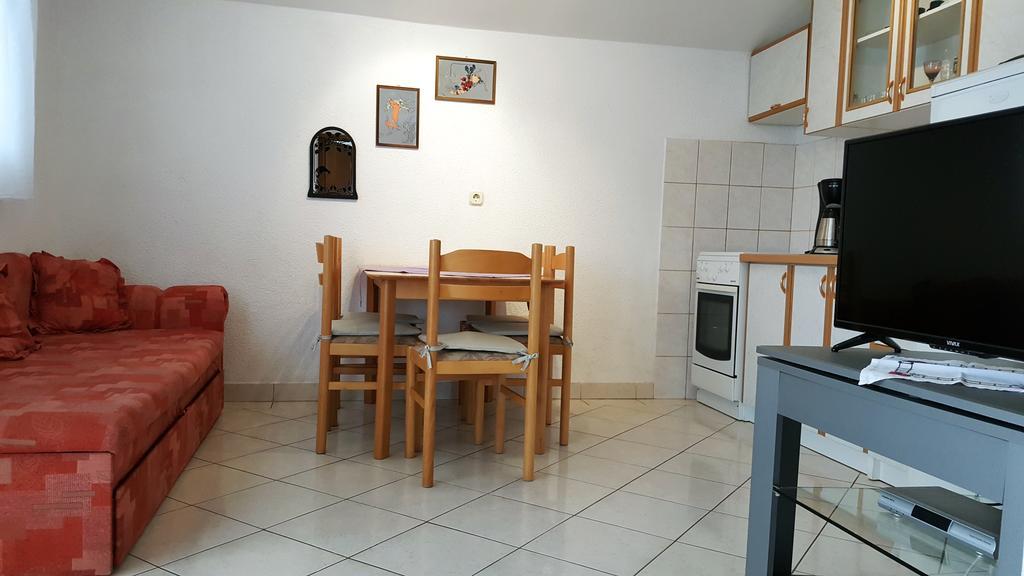 Apartments Sanda Tribunj Tribalj المظهر الخارجي الصورة