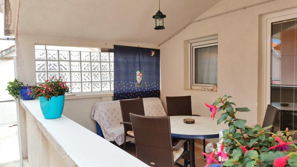 Apartments Sanda Tribunj Tribalj المظهر الخارجي الصورة