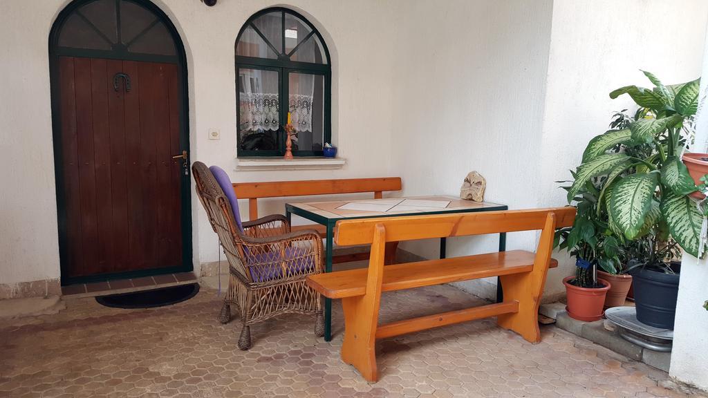 Apartments Sanda Tribunj Tribalj المظهر الخارجي الصورة